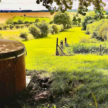 The Hide - Cosy With Hot Tub 펜션 Newton-on-Rawcliffe