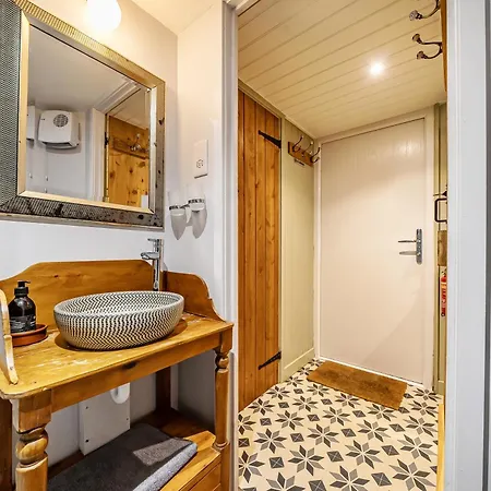 The Hide - Cosy With Hot Tub Дом отдыха *