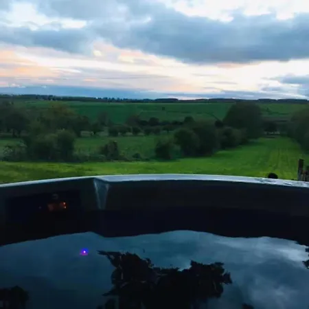 The Hide - Cosy With Hot Tub Дом отдыха *